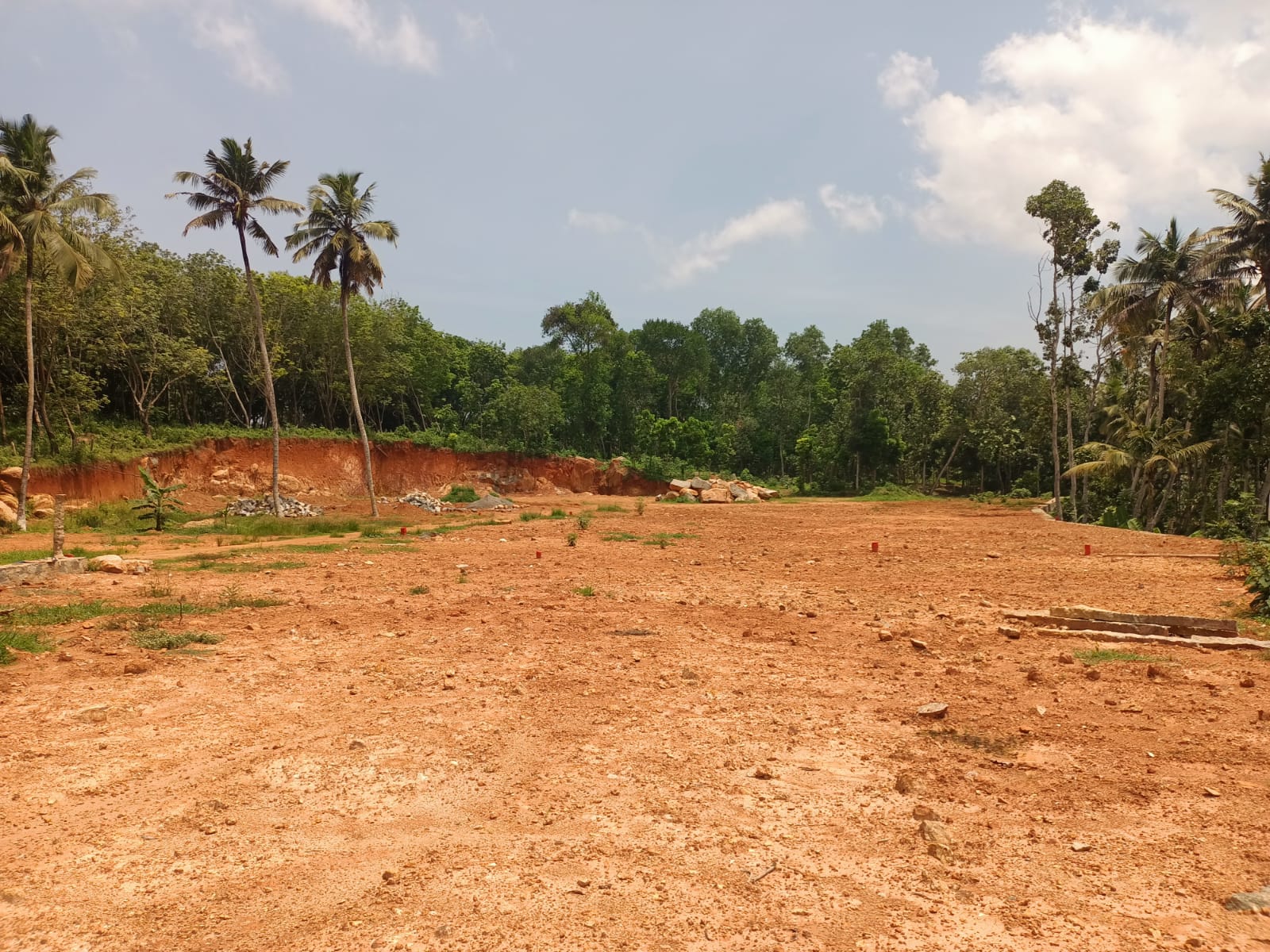 14 Cent Residential plot for sale in Anchukannukalungu